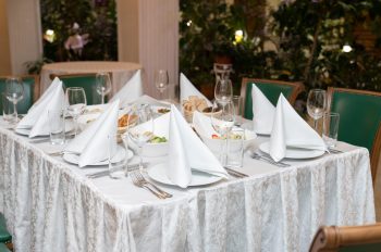 Обед в зимнем саду