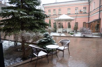 Снежная весна